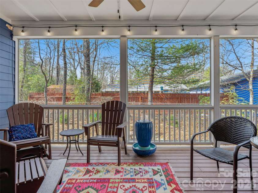 25 Woodbend Lane, Black Mountain, NC 28711.  MLS# CAR4355596, YatesRealty ID 7725. 