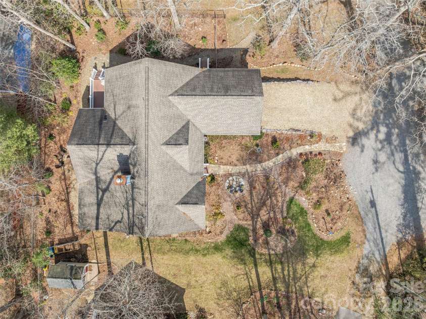 25 Woodbend Lane, Black Mountain, NC 28711.  MLS# CAR4355596, YatesRealty ID 7725. 