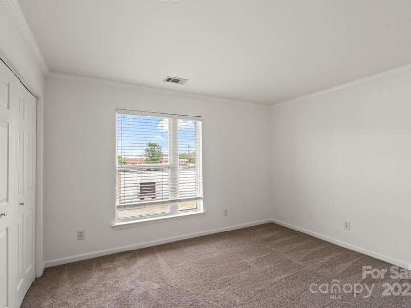 3939 Picasso Court, Charlotte, NC 28205.  MLS# CAR4239943, YatesRealty ID 7725. 