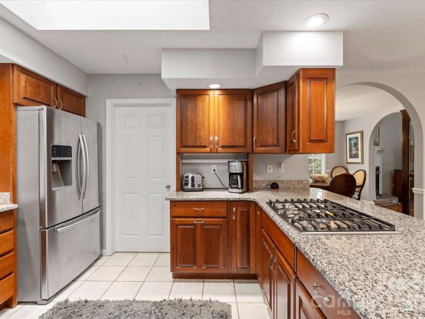 314 Sweetwater Hills Drive, Hendersonville, NC 28791.  MLS# CAR4357096, YatesRealty ID 7726. Kitchen