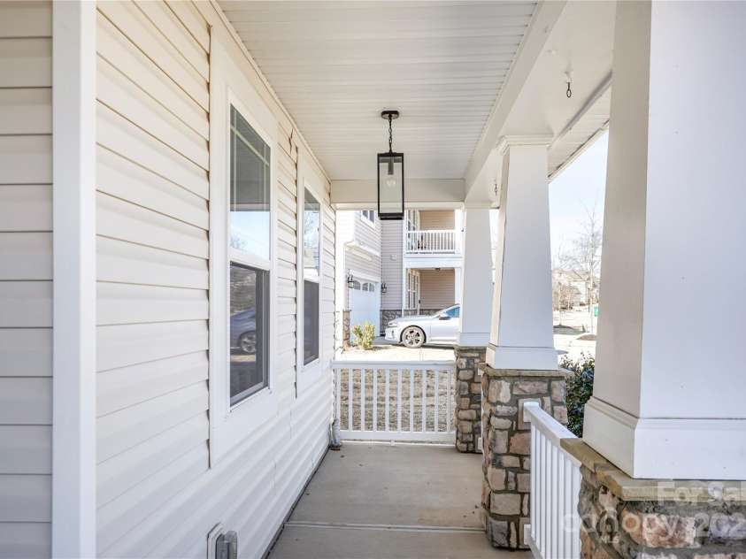 7535 Meridale Forest Drive, Charlotte, NC 28269.  MLS# CAR4221916, YatesRealty ID 7726. Covered Porch