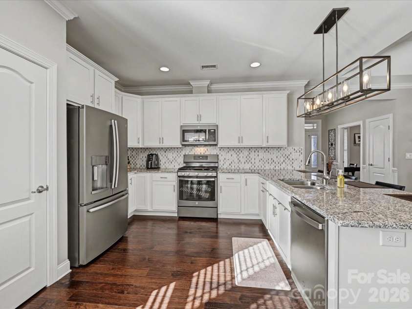 17611 Inver Drive, Cornelius, NC 28031.  MLS# CAR4358934, YatesRealty ID 7727. 