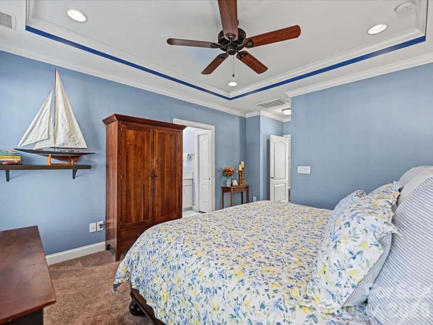 17611 Inver Drive, Cornelius, NC 28031.  MLS# CAR4358934, YatesRealty ID 7727. 