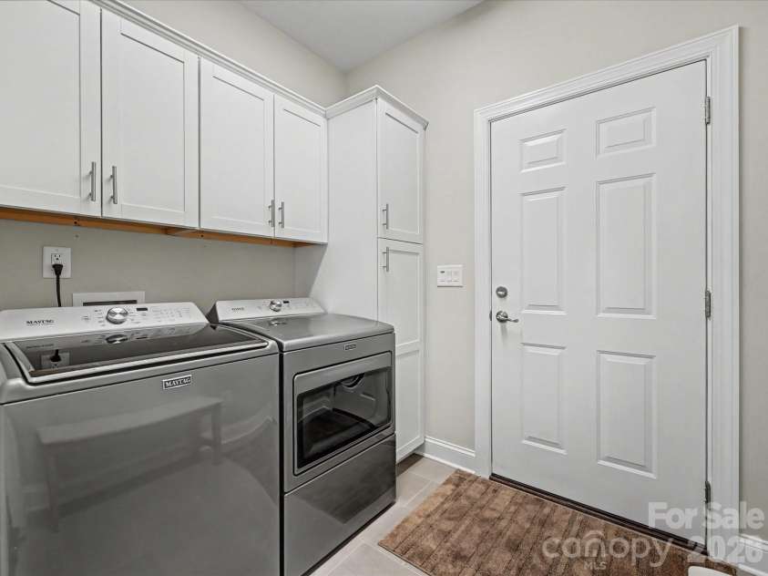 17611 Inver Drive, Cornelius, NC 28031.  MLS# CAR4358934, YatesRealty ID 7727. 