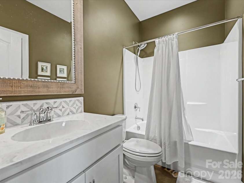 17611 Inver Drive, Cornelius, NC 28031.  MLS# CAR4358934, YatesRealty ID 7727. 