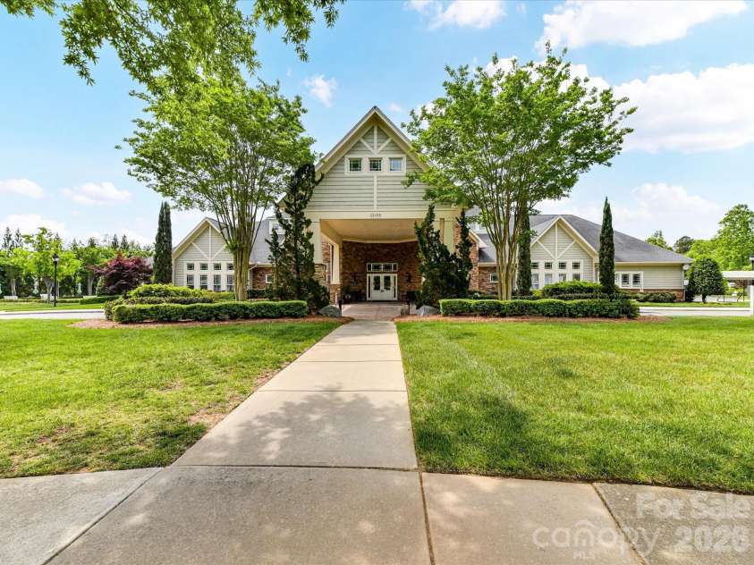17611 Inver Drive, Cornelius, NC 28031.  MLS# CAR4358934, YatesRealty ID 7727. 