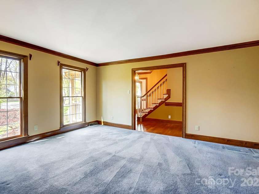 9951 Providence Forest Lane, Charlotte, NC 28270.  MLS# CAR4235631, YatesRealty ID 7727. 