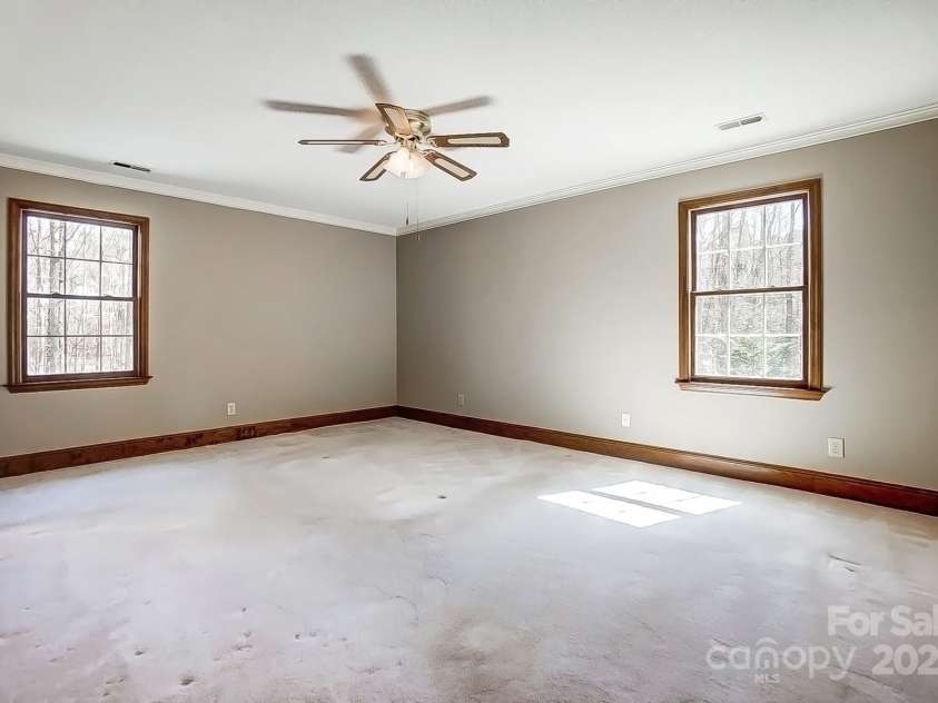9951 Providence Forest Lane, Charlotte, NC 28270.  MLS# CAR4235631, YatesRealty ID 7727. 