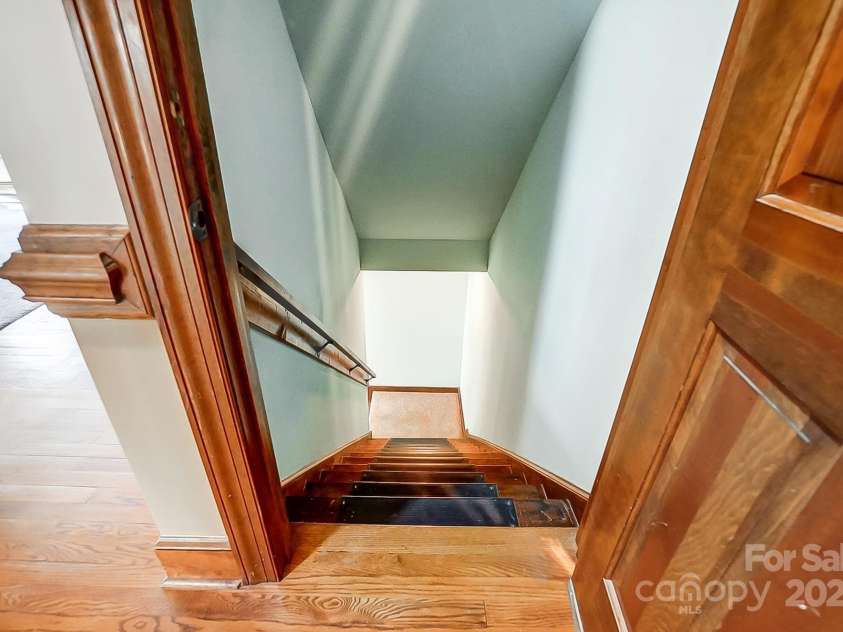 9951 Providence Forest Lane, Charlotte, NC 28270.  MLS# CAR4235631, YatesRealty ID 7727. 