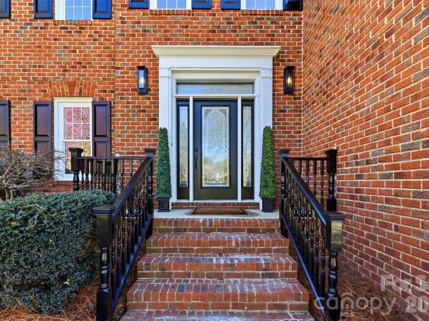 1108 Foxfield Road, Waxhaw, NC 28173.  MLS# CAR4356346, YatesRealty ID 7728. 