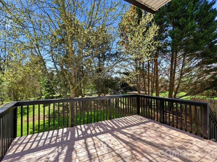 1108 Foxfield Road, Waxhaw, NC 28173.  MLS# CAR4356346, YatesRealty ID 7728. 