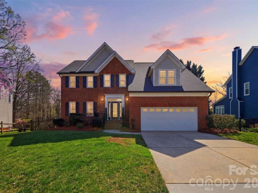 1108 Foxfield Road, Waxhaw, NC 28173.  MLS# CAR4356346, YatesRealty ID 7728. 