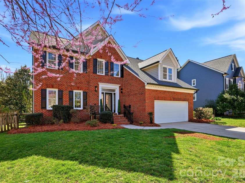 1108 Foxfield Road, Waxhaw, NC 28173.  MLS# CAR4356346, YatesRealty ID 7728. 