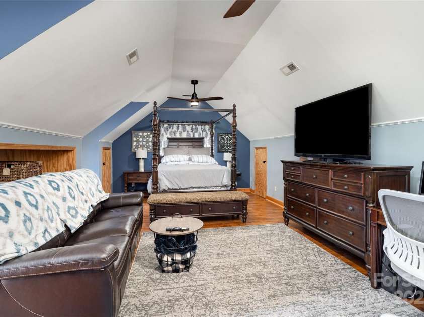 5047 Victory Trail, Gastonia, NC 28056.  MLS# CAR4248790, YatesRealty ID 7728. Bonus room