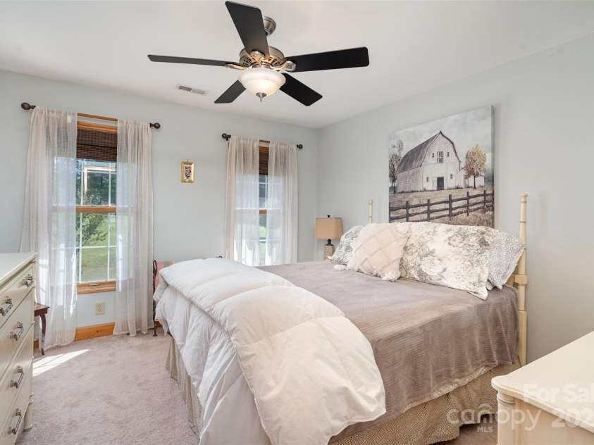 5047 Victory Trail, Gastonia, NC 28056.  MLS# CAR4248790, YatesRealty ID 7728. Guest room