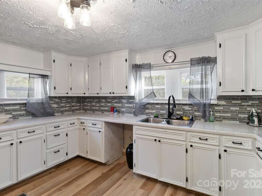 126 Charlotte Street, York, SC 29745.  MLS# CAR4203114, YatesRealty ID 773. 