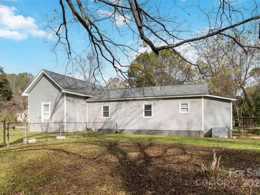 126 Charlotte Street, York, SC 29745.  MLS# CAR4203114, YatesRealty ID 773. 