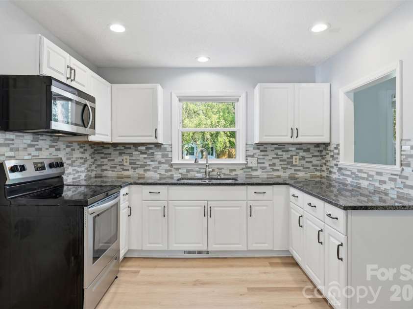 403 Brookgreen Drive, Monroe, NC 28112.  MLS# CAR4363256, YatesRealty ID 7731. 