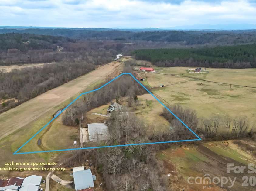 2590 Airport Road, Marion, NC 28752.  MLS# CAR4352042, YatesRealty ID 7732. 