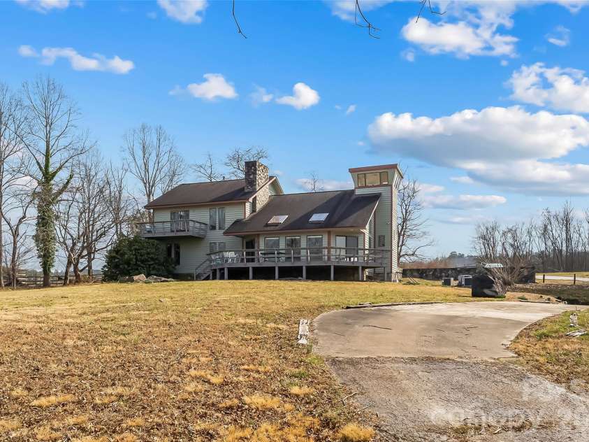 2590 Airport Road, Marion, NC 28752.  MLS# CAR4352042, YatesRealty ID 7732. 