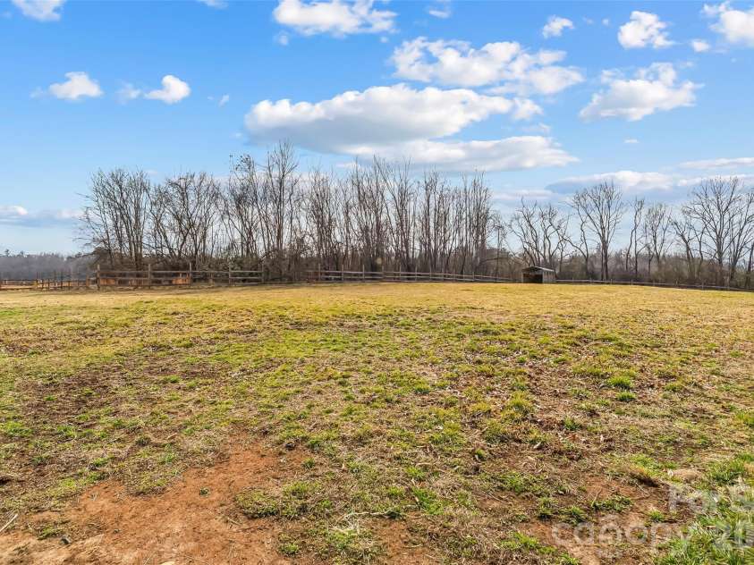 2590 Airport Road, Marion, NC 28752.  MLS# CAR4352042, YatesRealty ID 7732. 