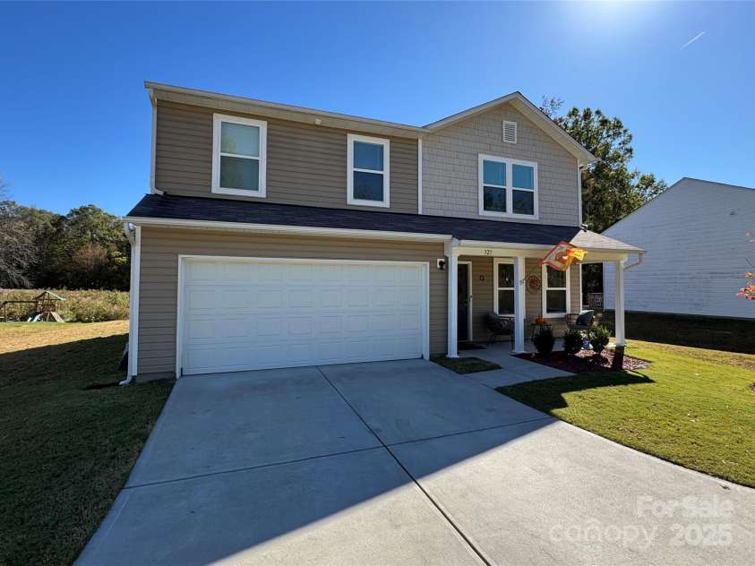 327 Dellinger Road, Cherryville, NC 28021.  MLS# CAR4314907, YatesRealty ID 7733. 