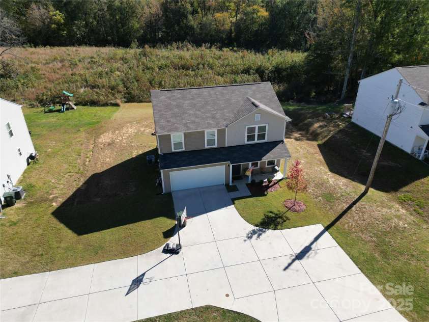 327 Dellinger Road, Cherryville, NC 28021.  MLS# CAR4314907, YatesRealty ID 7733. 