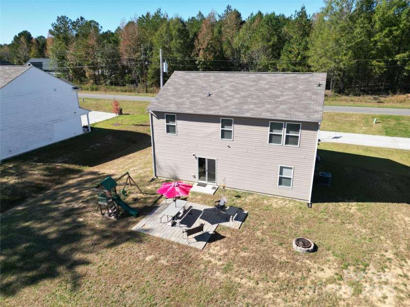 327 Dellinger Road, Cherryville, NC 28021.  MLS# CAR4314907, YatesRealty ID 7733. 