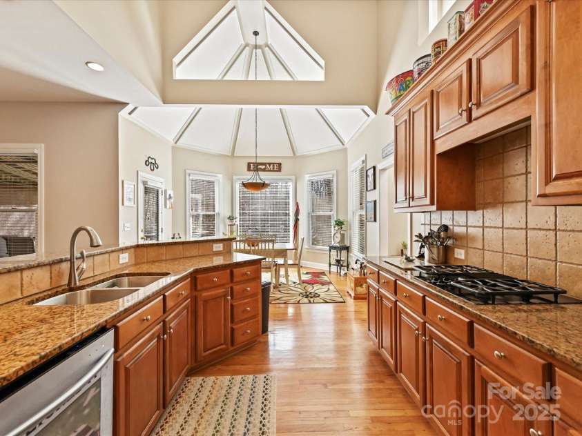 5405 Silver Creek Drive, Waxhaw, NC 28173.  MLS# CAR4231131, YatesRealty ID 7733. 