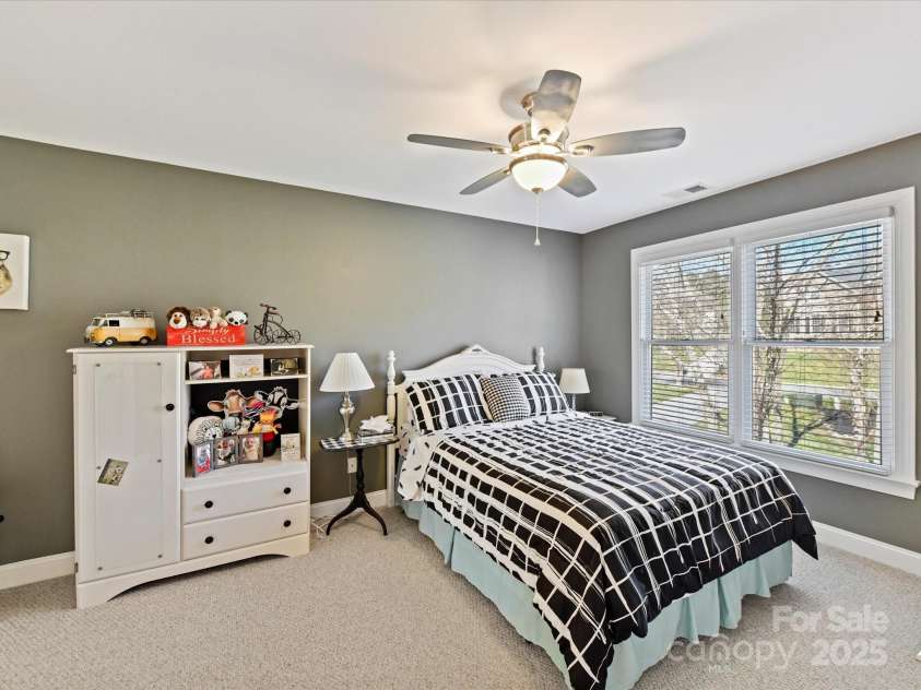 5405 Silver Creek Drive, Waxhaw, NC 28173.  MLS# CAR4231131, YatesRealty ID 7733. 