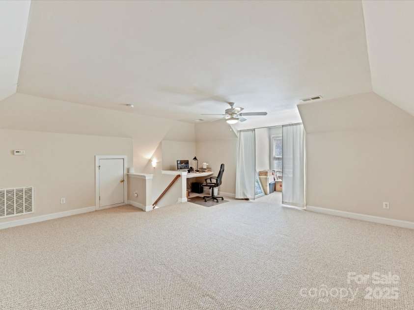 5405 Silver Creek Drive, Waxhaw, NC 28173.  MLS# CAR4231131, YatesRealty ID 7733. 