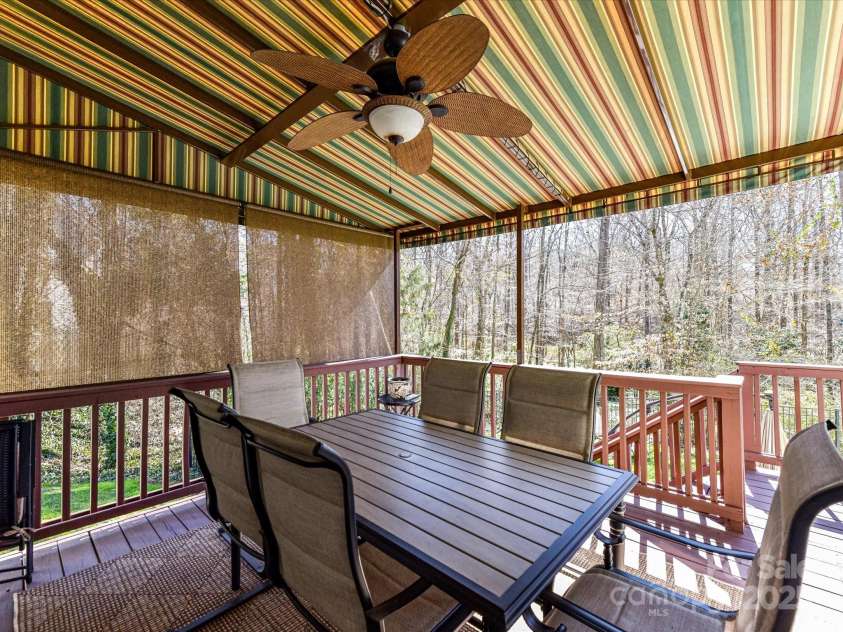 5405 Silver Creek Drive, Waxhaw, NC 28173.  MLS# CAR4231131, YatesRealty ID 7733. 