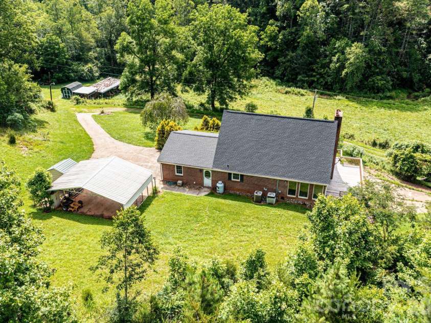 5595 Cloverfield Place, Boomer, NC 28606.  MLS# CAR4265355, YatesRealty ID 7734. 