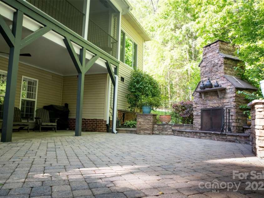 653 Buckleigh Court, Concord, NC 28027.  MLS# CAR4232445, YatesRealty ID 7734. 