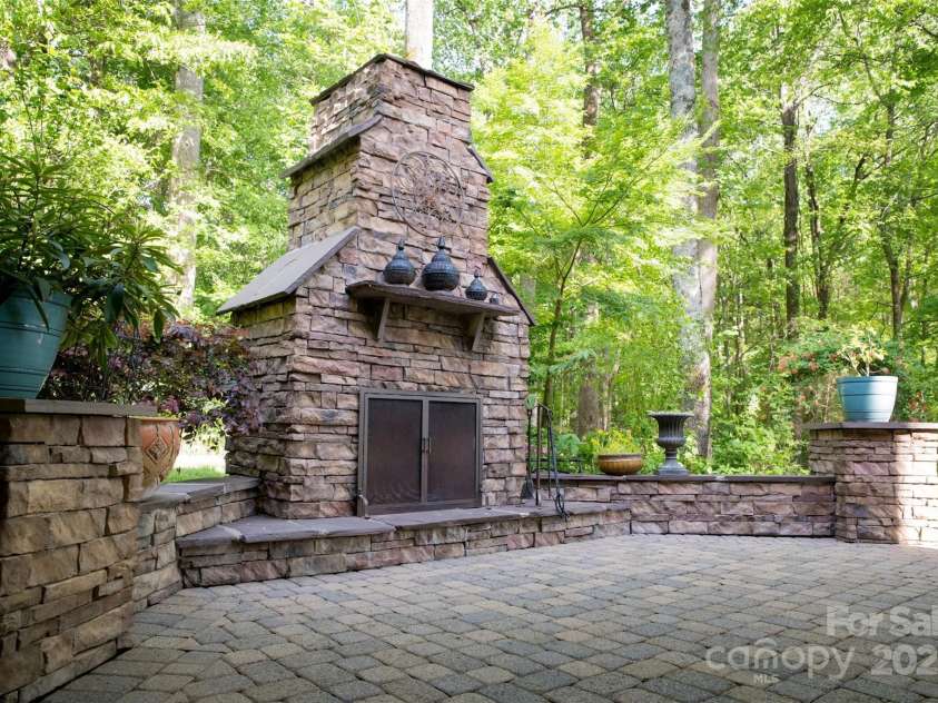 653 Buckleigh Court, Concord, NC 28027.  MLS# CAR4232445, YatesRealty ID 7734. 