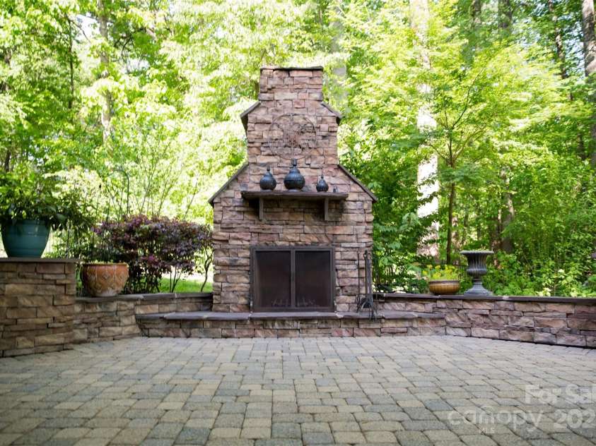 653 Buckleigh Court, Concord, NC 28027.  MLS# CAR4232445, YatesRealty ID 7734. 