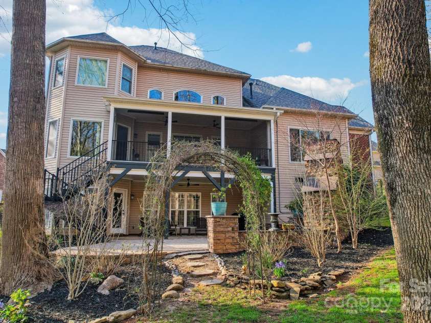 653 Buckleigh Court, Concord, NC 28027.  MLS# CAR4232445, YatesRealty ID 7734. 