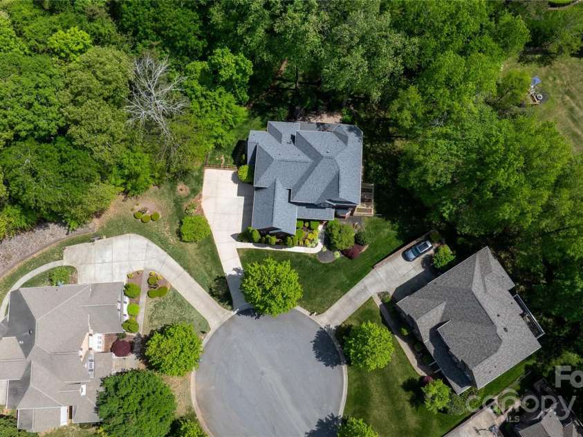 653 Buckleigh Court, Concord, NC 28027.  MLS# CAR4232445, YatesRealty ID 7734. 