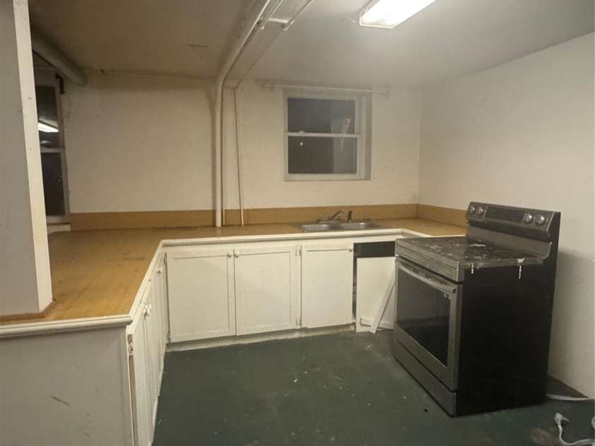 735 Sumter Street, Shelby, NC 28150.  MLS# CAR4333888, YatesRealty ID 7735. 