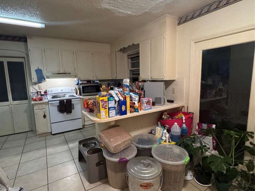 735 Sumter Street, Shelby, NC 28150.  MLS# CAR4333888, YatesRealty ID 7735. 