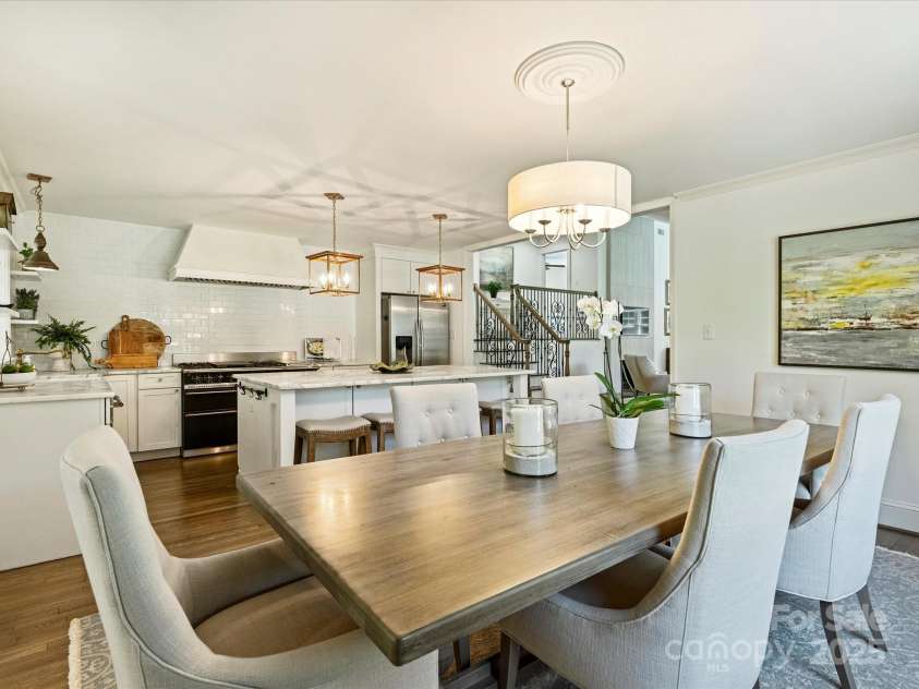 517 Wingrave Drive, Charlotte, NC 28270.  MLS# CAR4246613, YatesRealty ID 7736. Dining