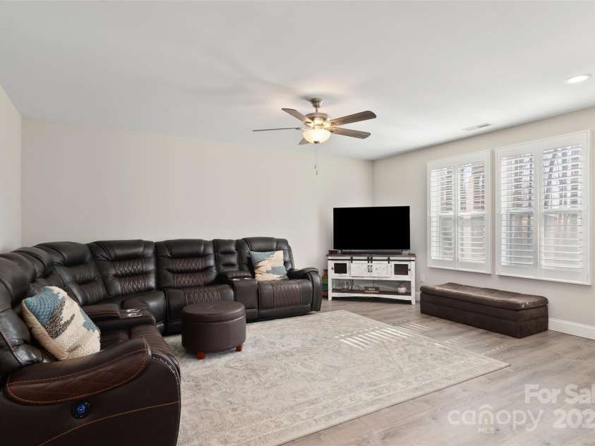 16 Spring Street, Candler, NC 28715.  MLS# CAR4231602, YatesRealty ID 7737. 