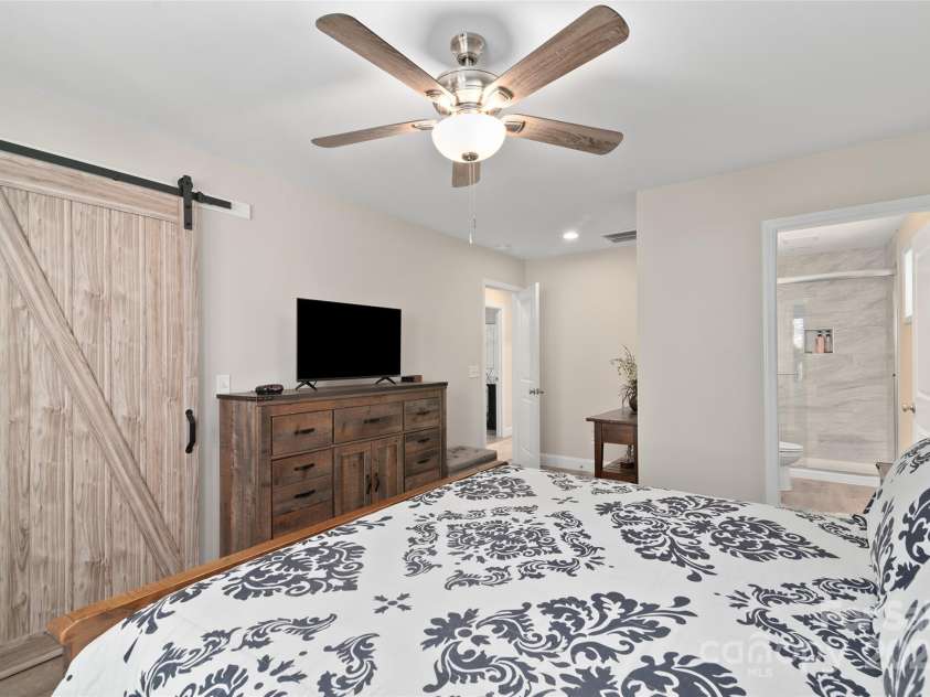 16 Spring Street, Candler, NC 28715.  MLS# CAR4231602, YatesRealty ID 7737. Primary