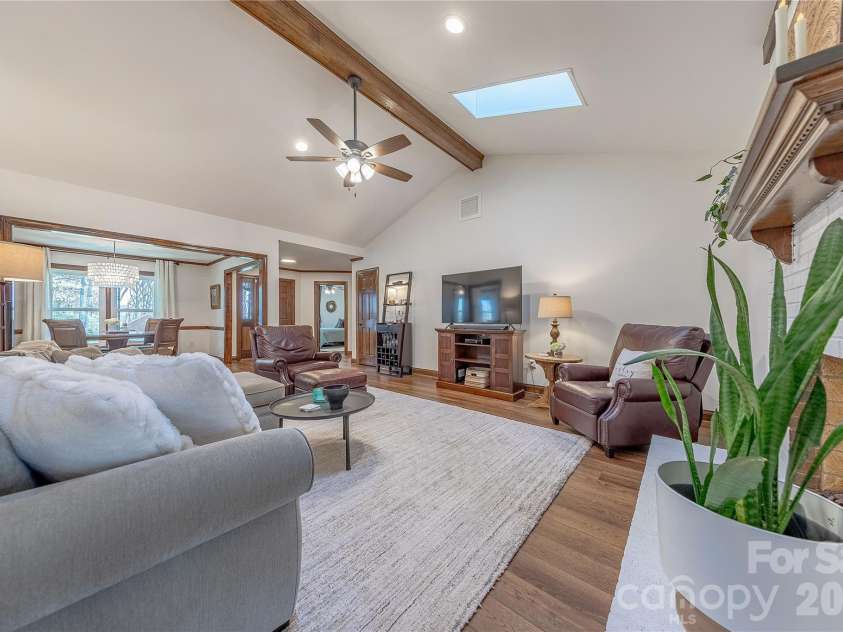 2735 Bent Oak Drive, Matthews, NC 28104.  MLS# CAR4360867, YatesRealty ID 7737. 
