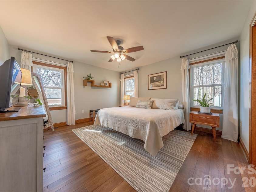 2735 Bent Oak Drive, Matthews, NC 28104.  MLS# CAR4360867, YatesRealty ID 7737. 