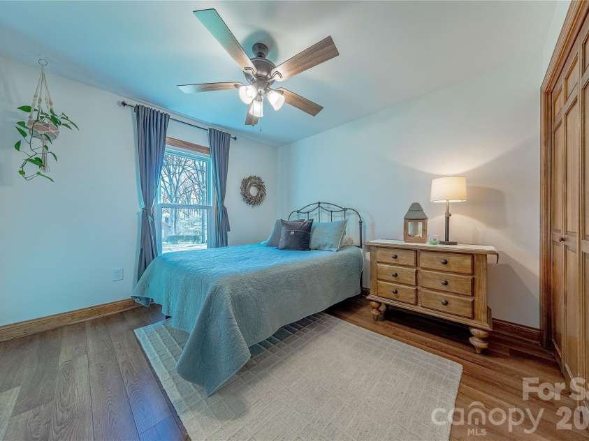 2735 Bent Oak Drive, Matthews, NC 28104.  MLS# CAR4360867, YatesRealty ID 7737. 