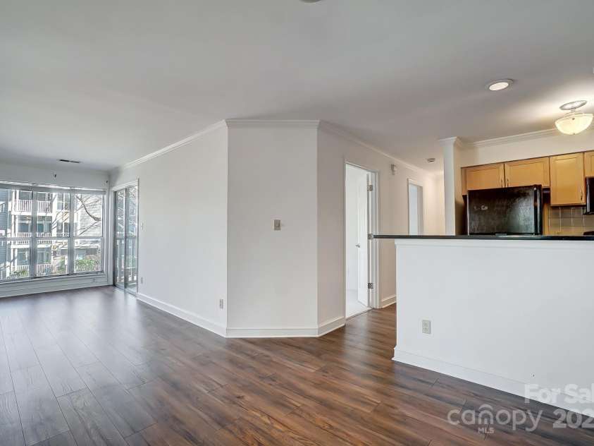 2514 Cranbrook Lane, Charlotte, NC 28207.  MLS# CAR4201967, YatesRealty ID 7738. 