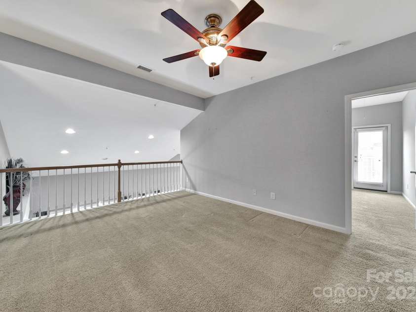 314 Wave Crest Drive, Tega Cay, SC 29708.  MLS# CAR4245002, YatesRealty ID 7739. Loft over Great Room