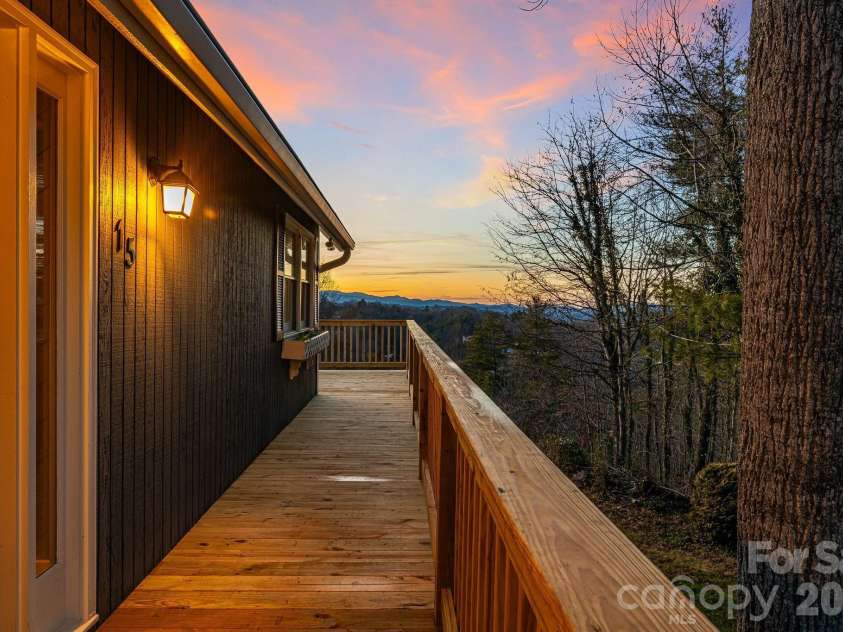 15 Crest Circle Drive, Weaverville, NC 28787.  MLS# CAR4326373, YatesRealty ID 7740. 15 Crest Circle