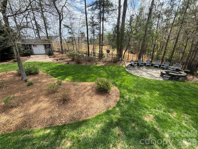 110 Burtons Barn Road, Mooresville, NC 28115.  MLS# CAR4363551, YatesRealty ID 7741. 